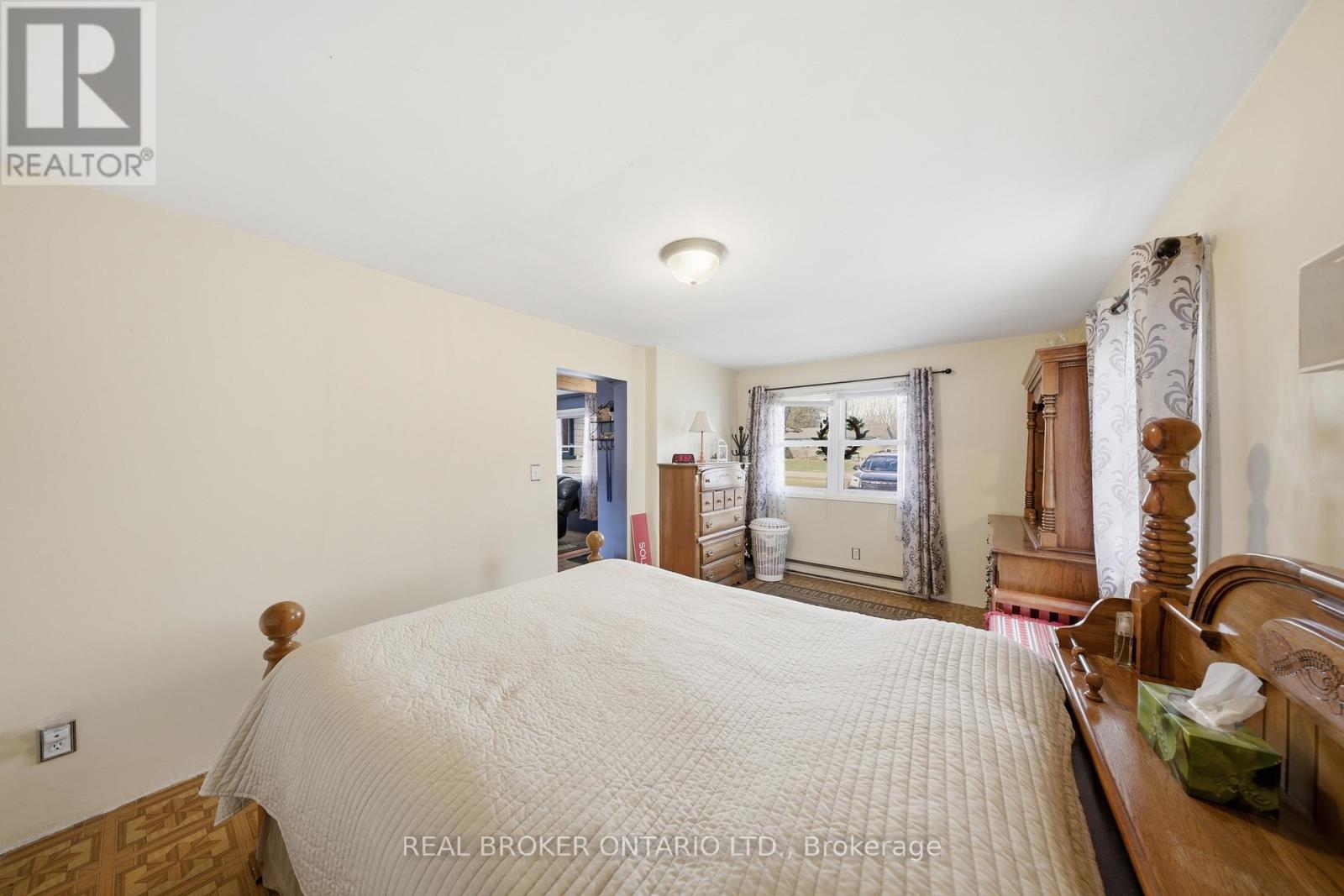 1247 Old 8 Highway Property Photo 11