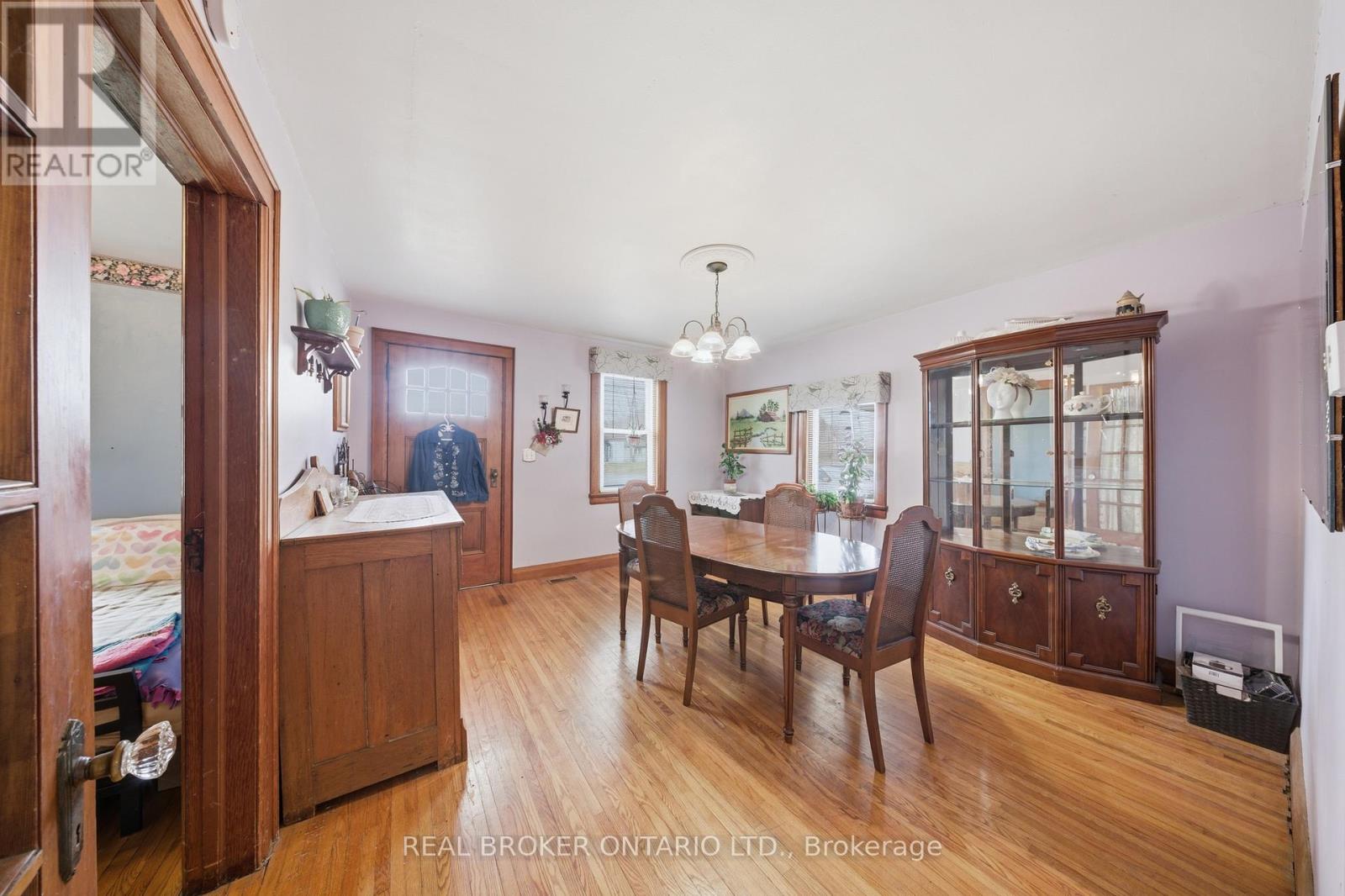 1247 Old 8 Highway Property Photo 14