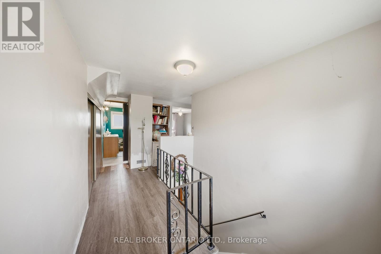 1247 Old 8 Highway Property Photo 20