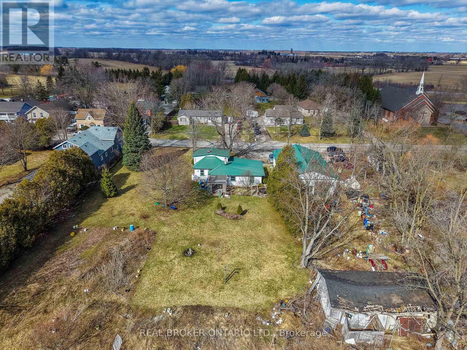 1247 Old 8 Highway Property Photo 28