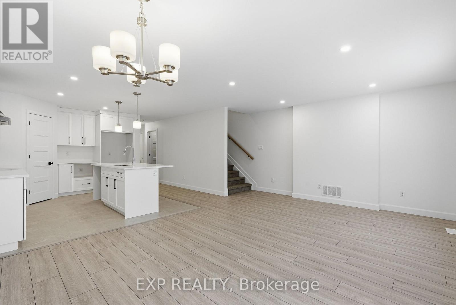 134 Elizabeth Street Property Photo 12