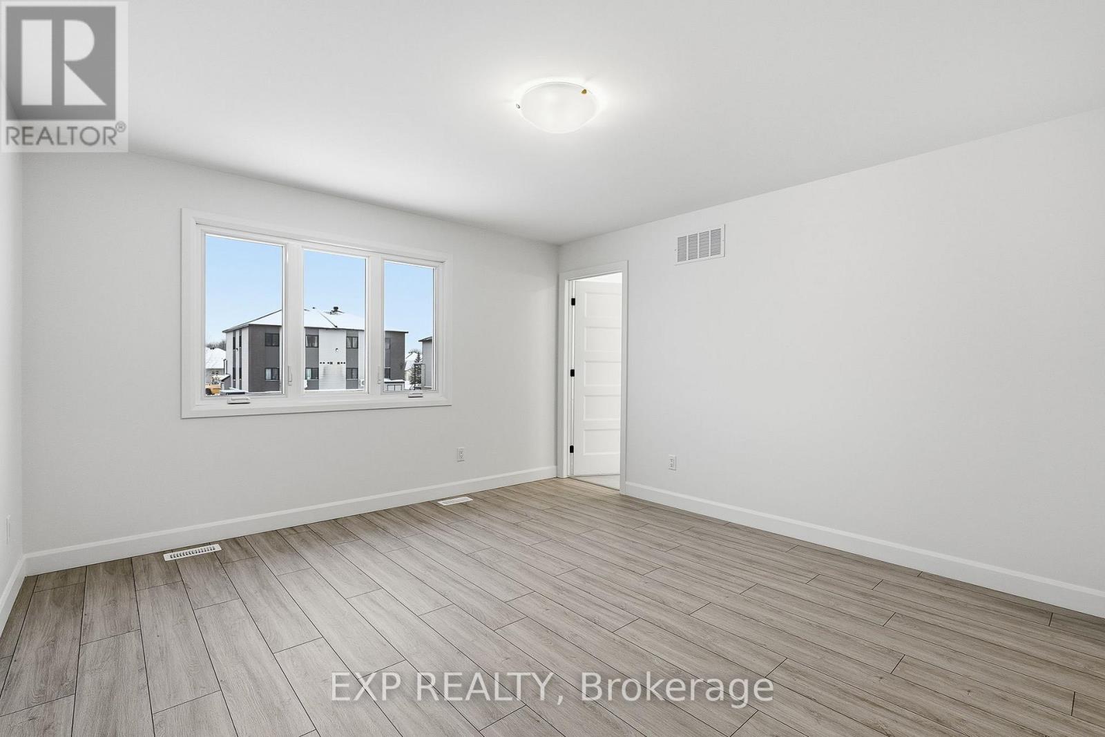 134 Elizabeth Street Property Photo 19