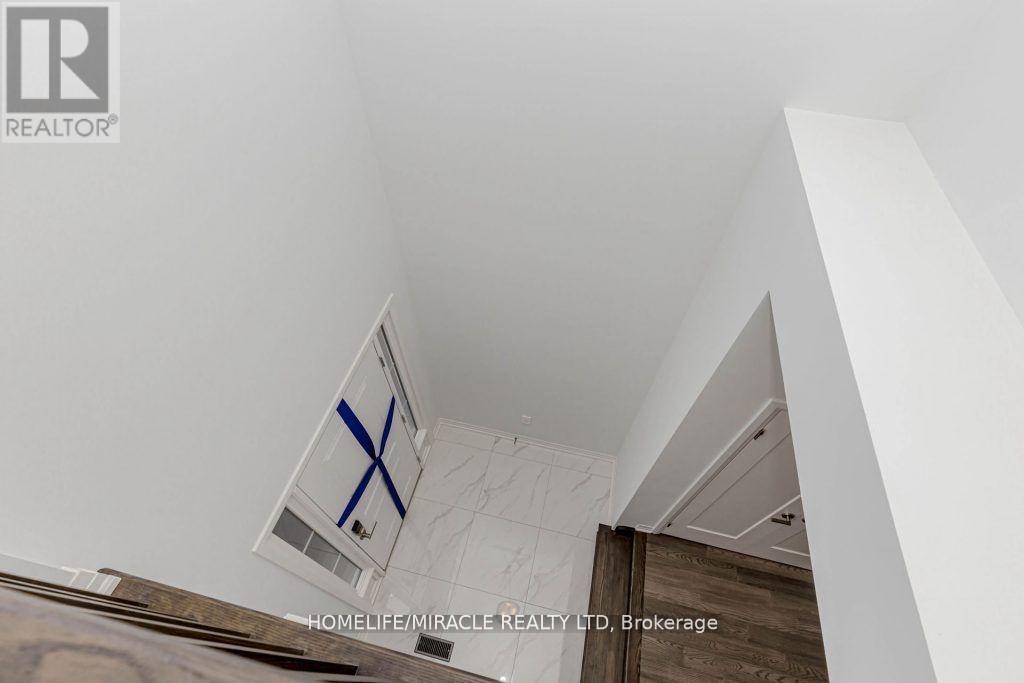 223 Rockledge Drive Property Photo 11