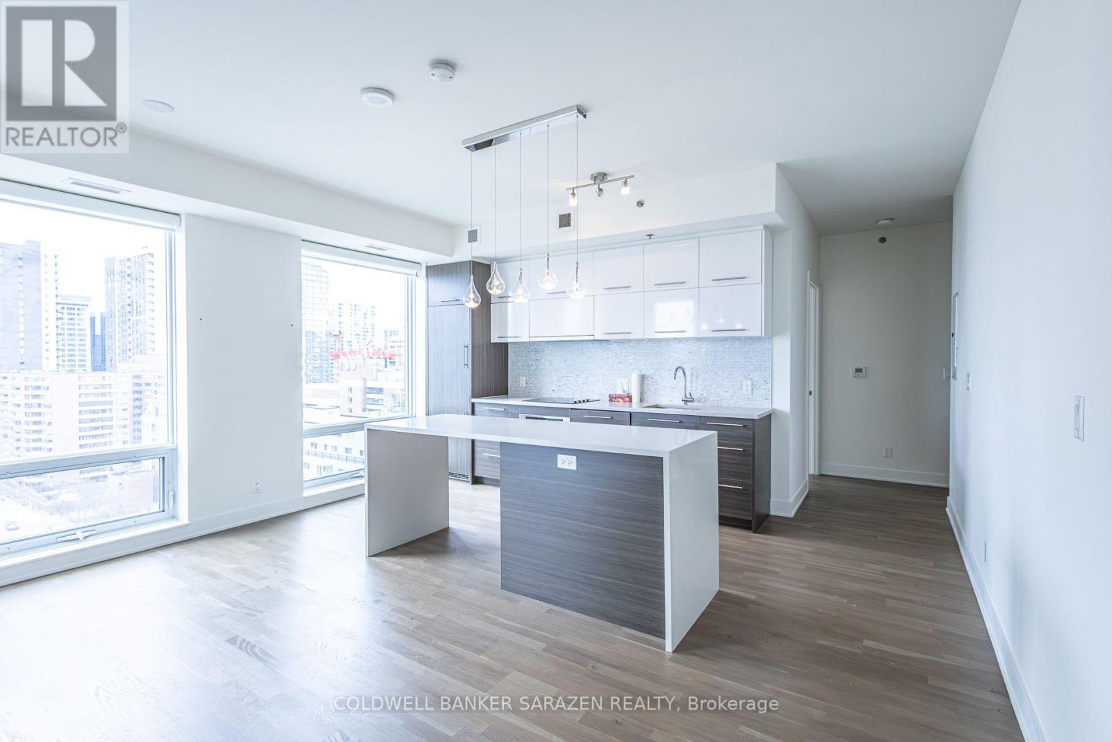 1501 - 428 Sparks Street Property Photo 2