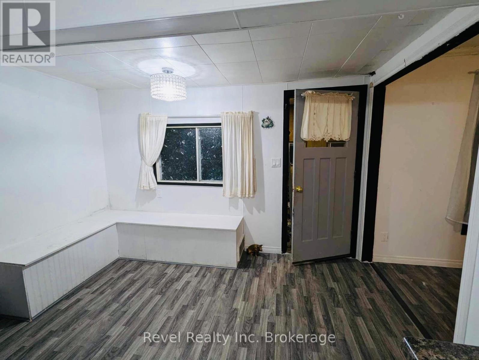 214 Fotheringham Avenue Property Photo 20