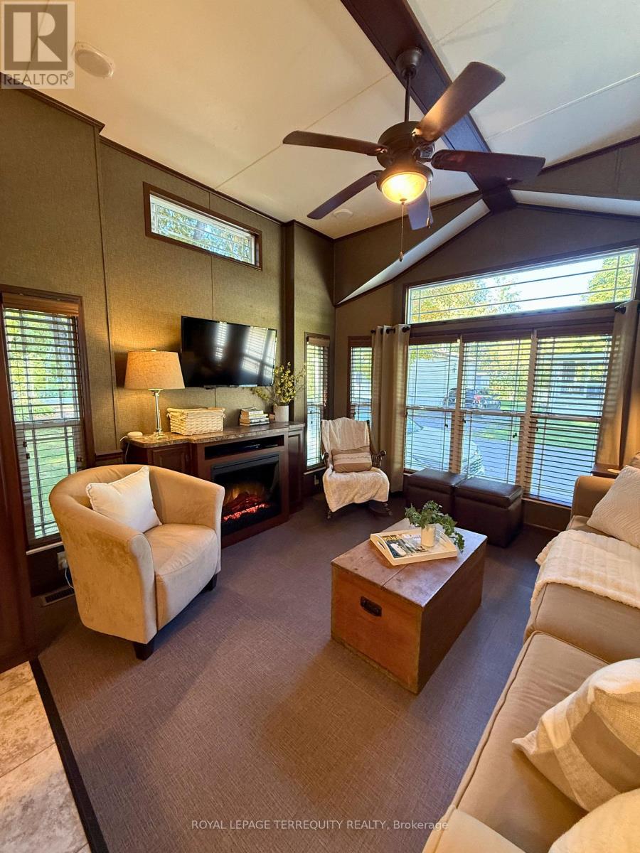 14 Rockhaven Property Photo 18