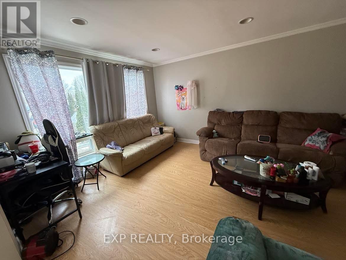 217 Victoria Street Property Photo 16