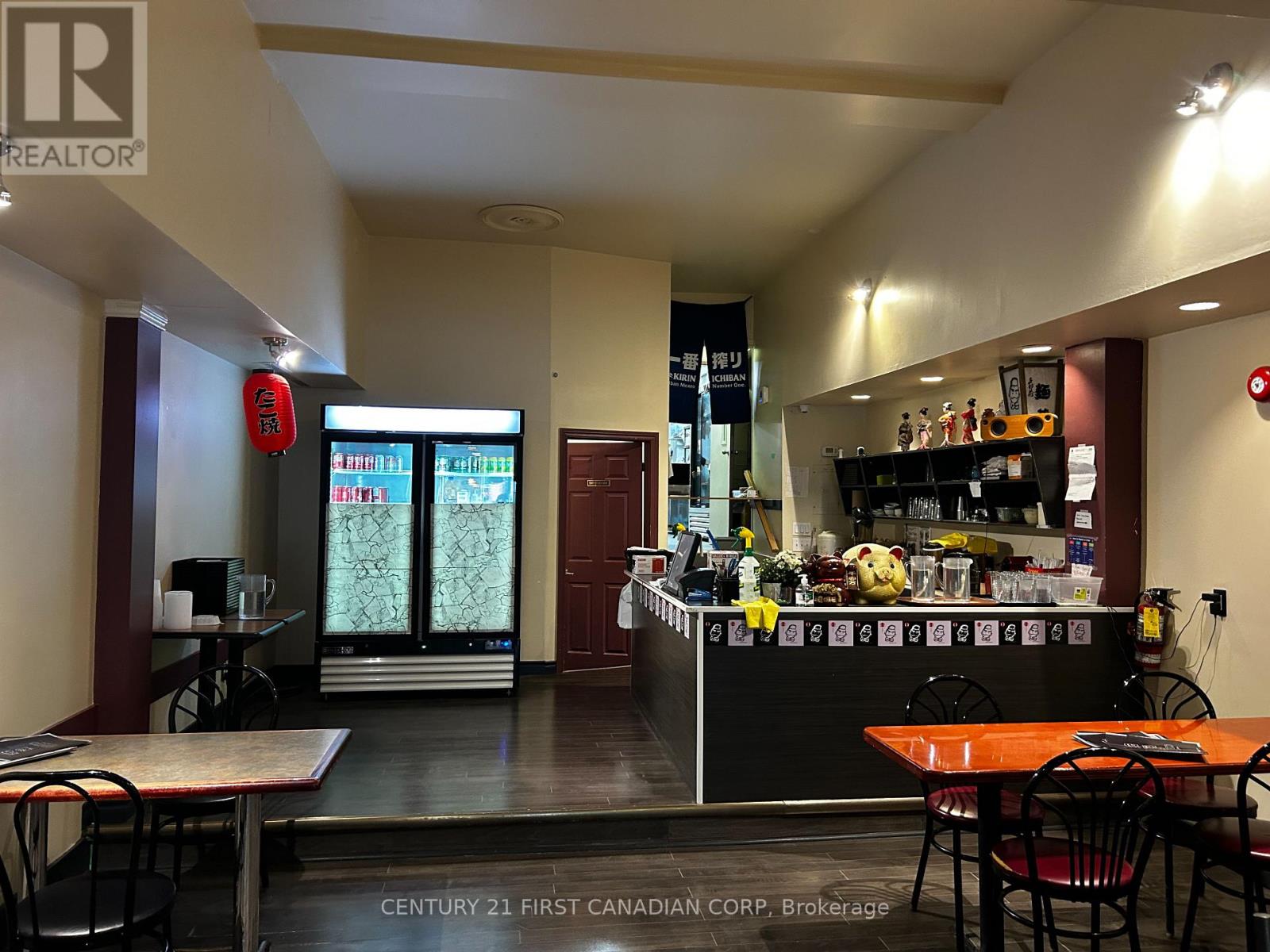 192 Dundas Street Property Photo 5