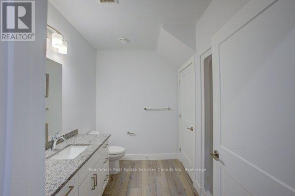 60 Cavalier Crescent Property Photo 12