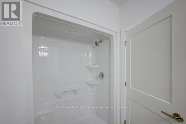 60 Cavalier Crescent Property Photo 13