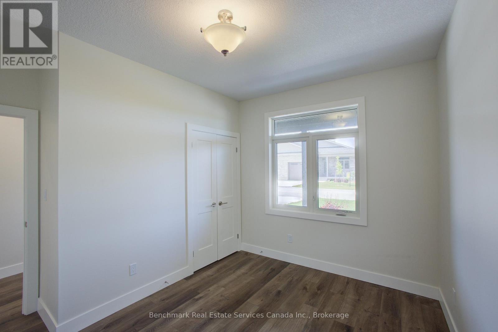 59 Cavalier Crescent Property Photo 7
