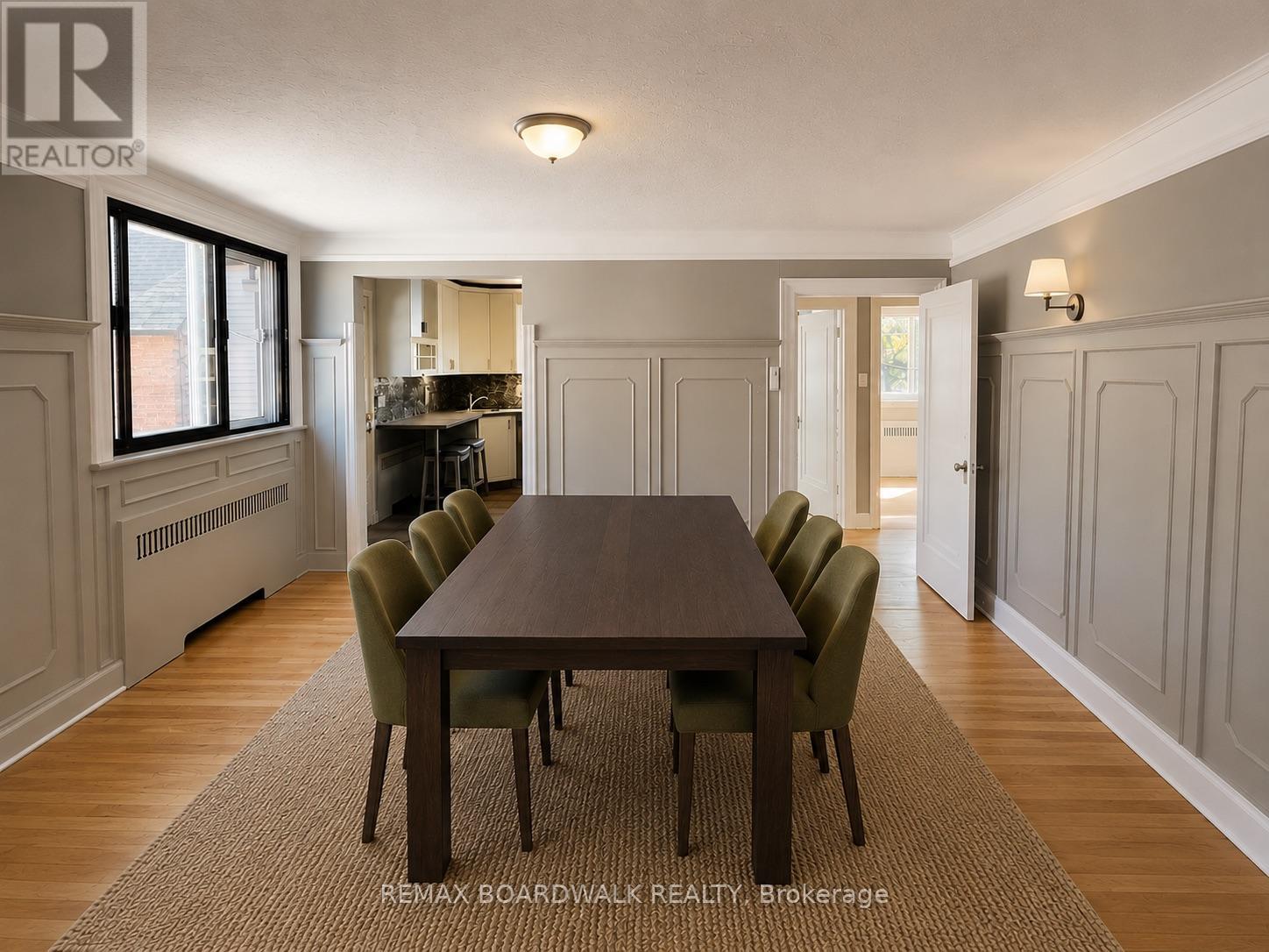 320 Laurier Avenue E Property Photo 5