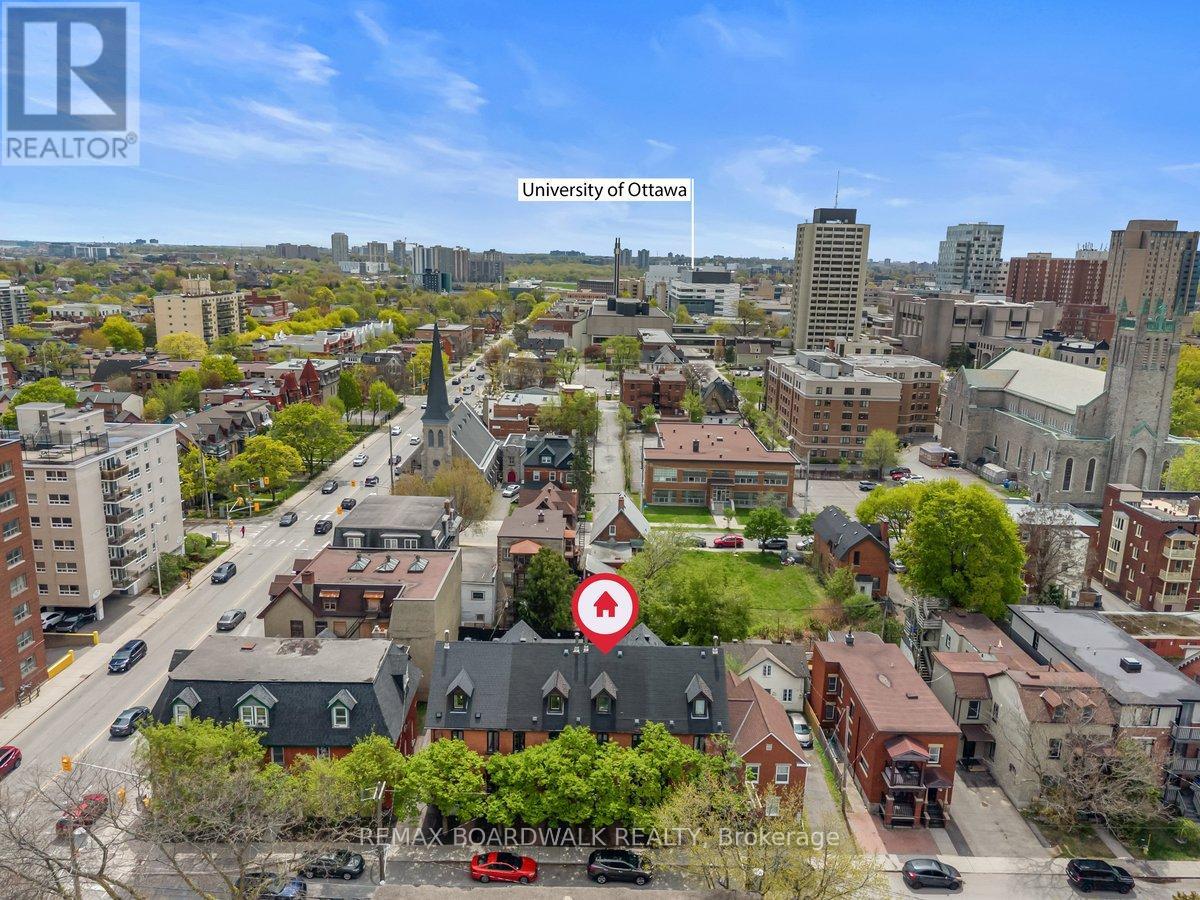 320 Laurier Avenue E Property Photo 15