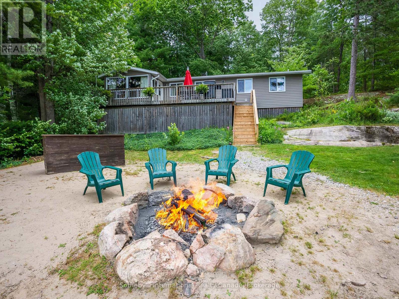 1040 Kahshe Lake Property Photo 39