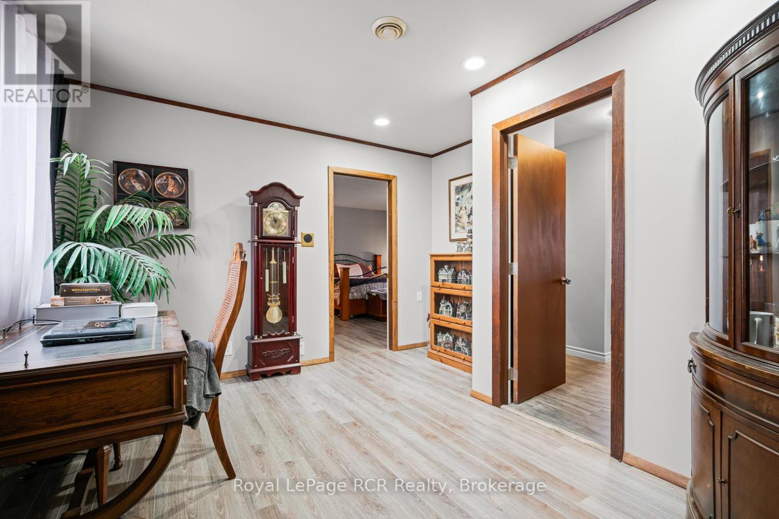 136 4th Avenue Property Photo 28