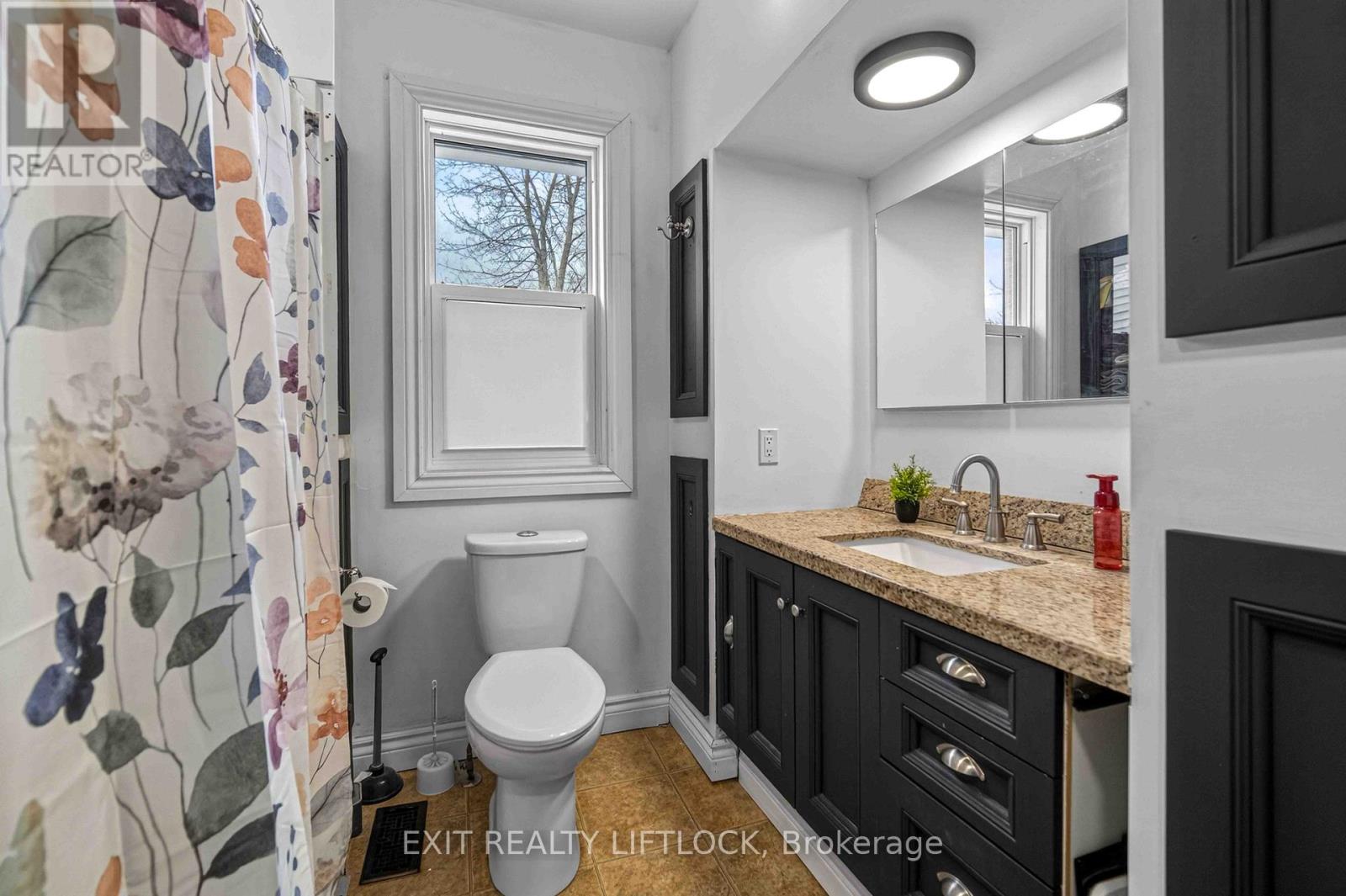 1833 Keene Road Property Photo 17