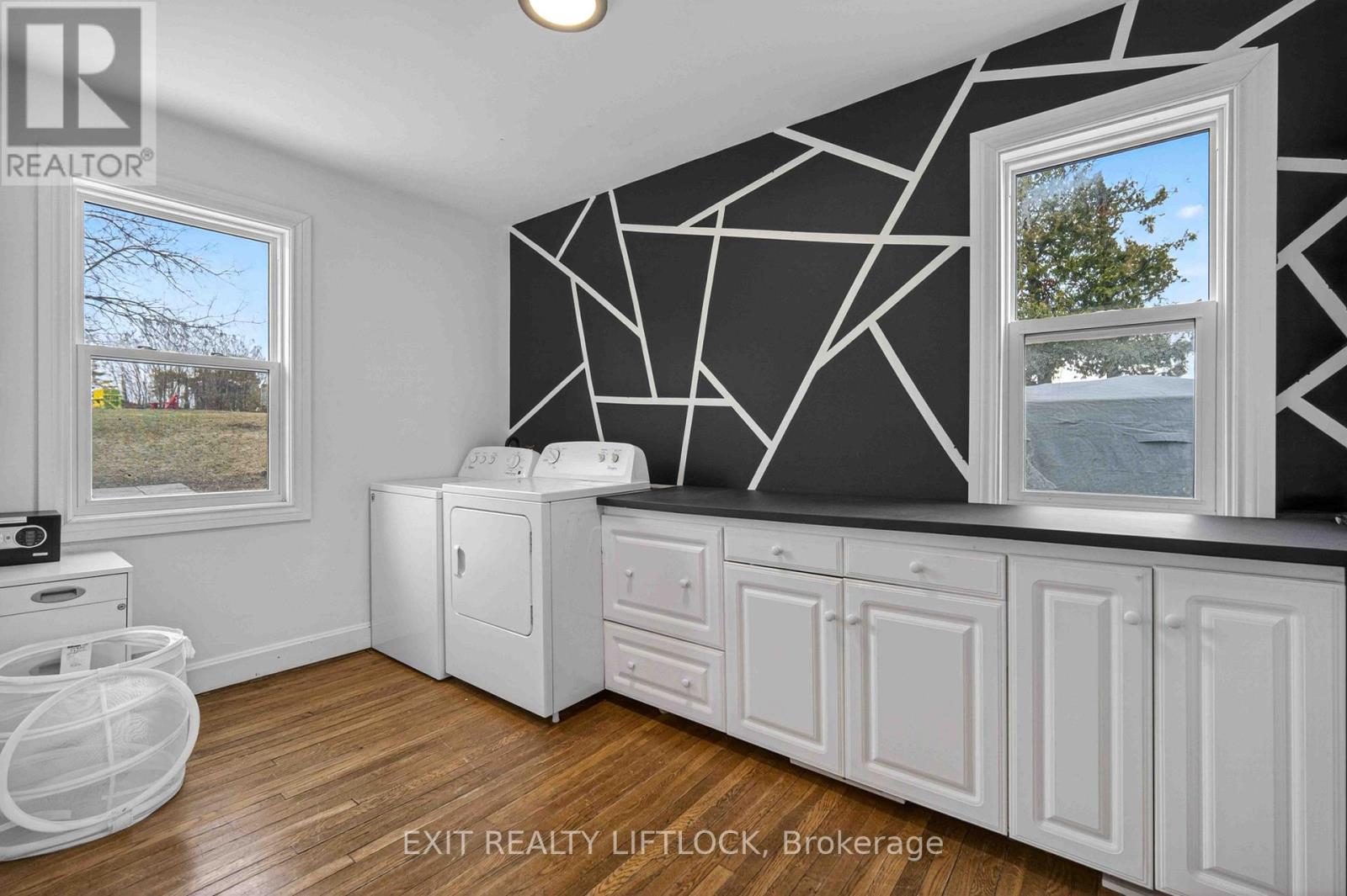 1833 Keene Road Property Photo 18