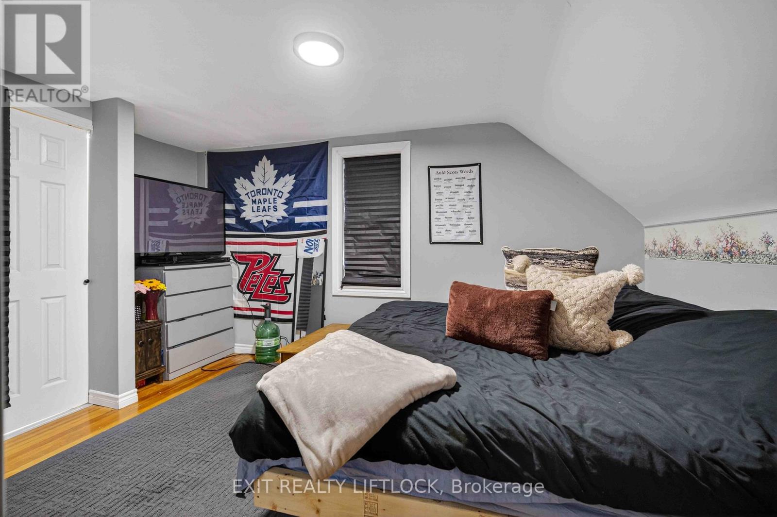 1833 Keene Road Property Photo 23