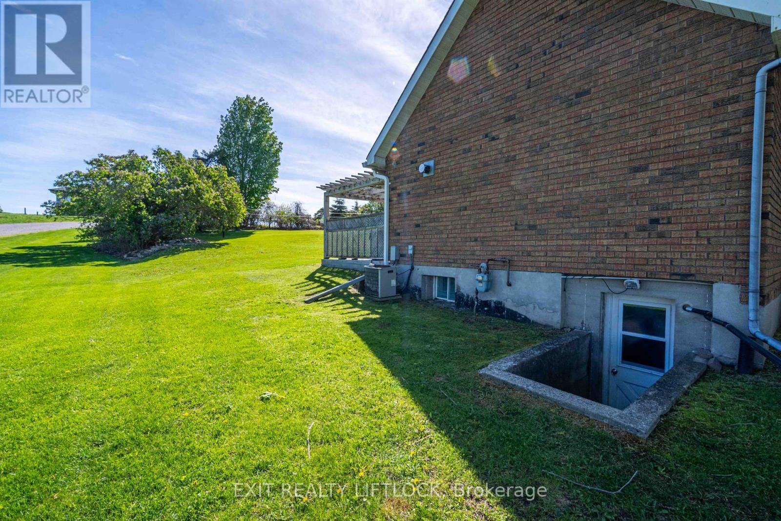 1833 Keene Road Property Photo 31
