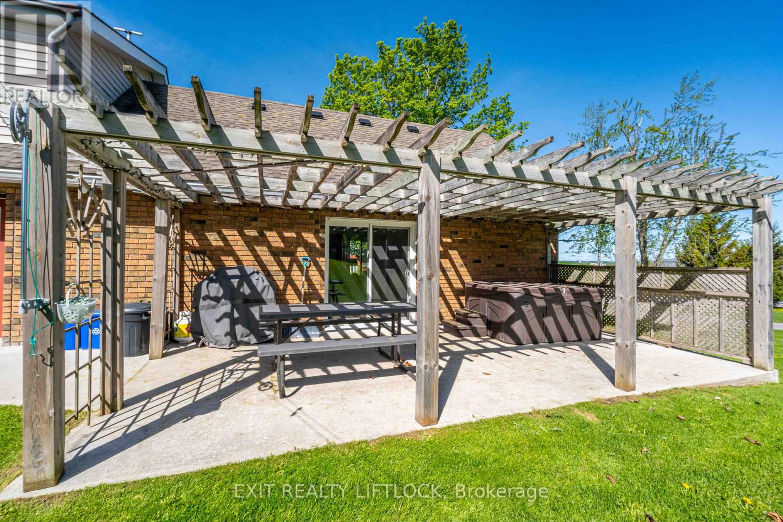 1833 Keene Road Property Photo 35