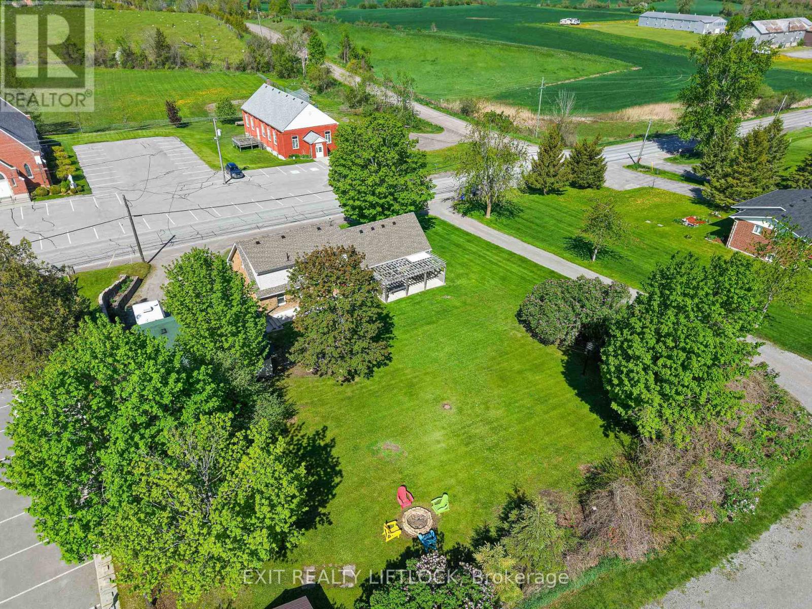 1833 Keene Road Property Photo 41