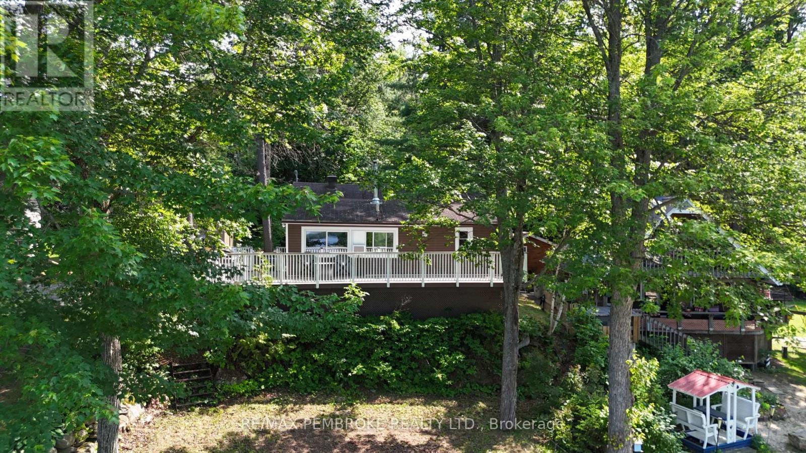 80 Macgregor Bay Trail Property Photo 3