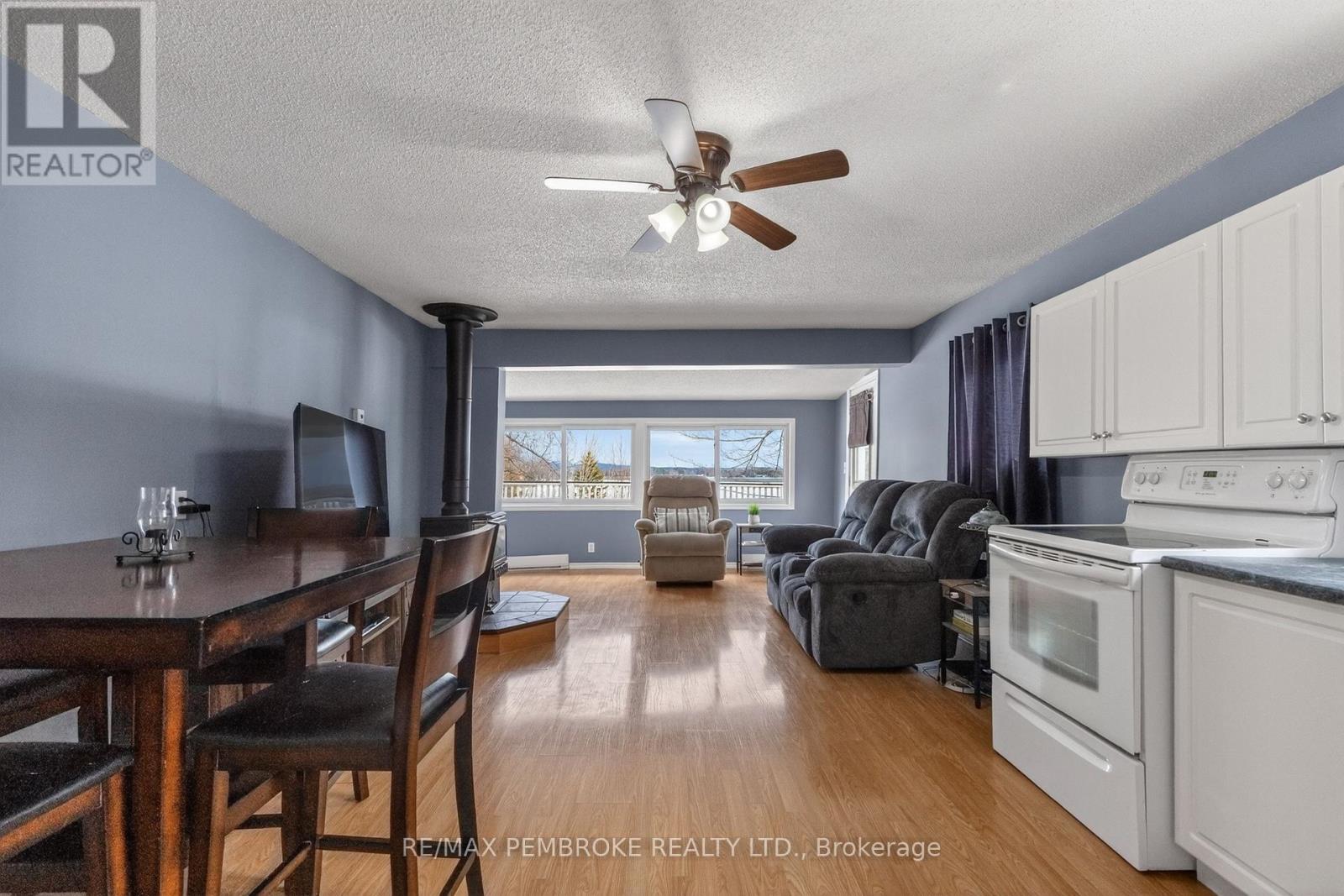 80 Macgregor Bay Trail Property Photo 28