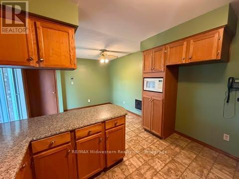 69 Louise Street Property Photo 12