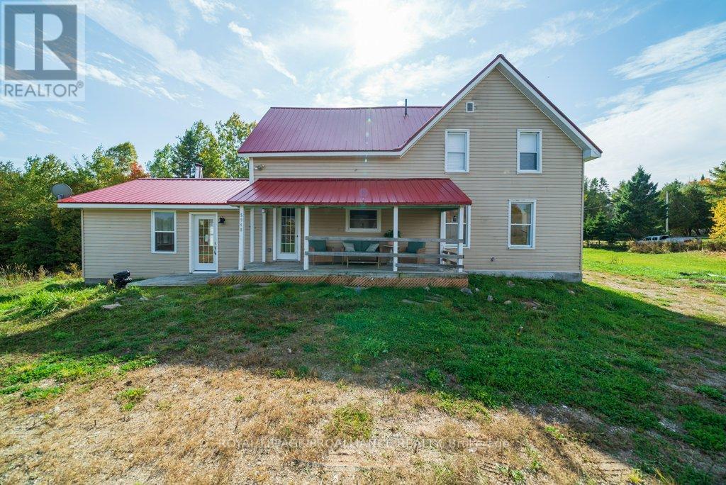 5948 Ardoch Road Property Photo 2