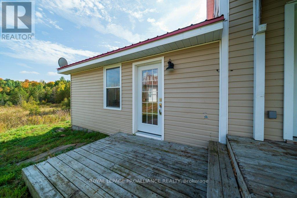 5948 Ardoch Road Property Photo 5