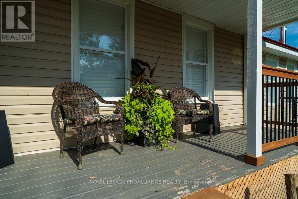 5948 Ardoch Road Property Photo 7
