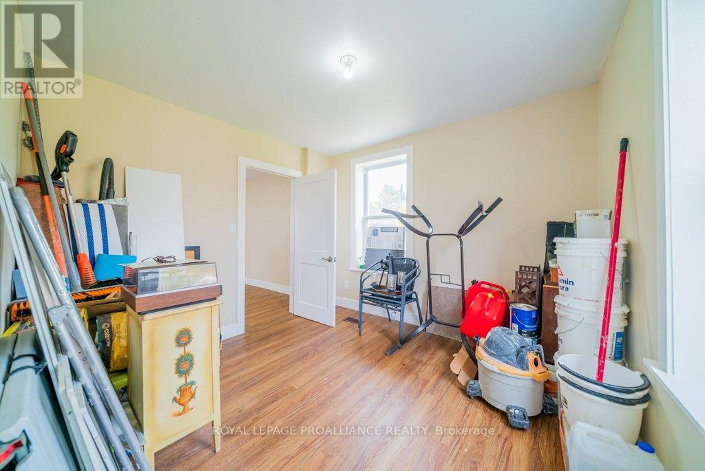 5948 Ardoch Road Property Photo 12