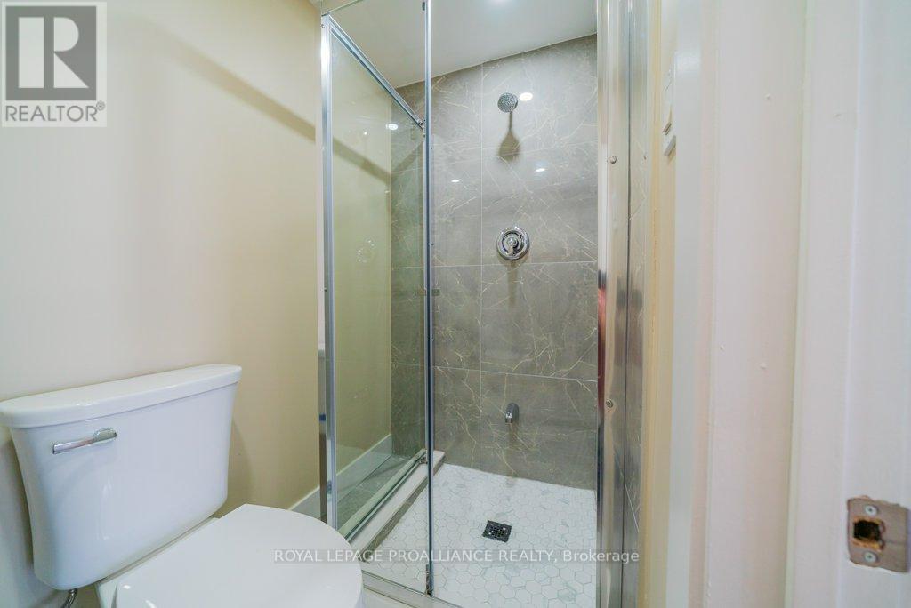 5948 Ardoch Road Property Photo 14