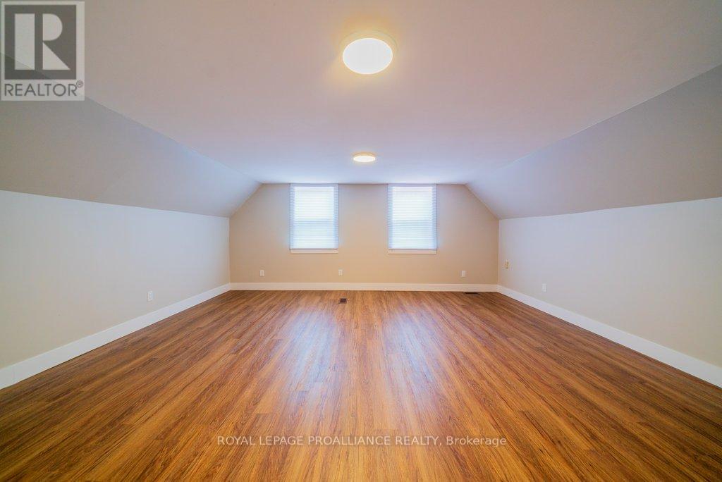 5948 Ardoch Road Property Photo 24