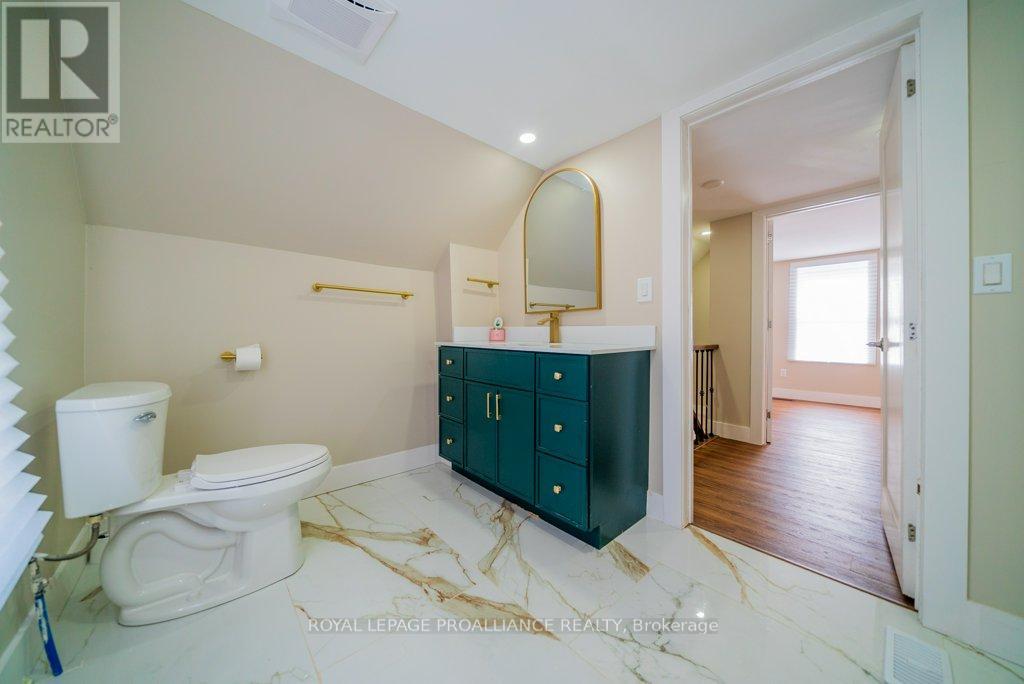 5948 Ardoch Road Property Photo 28