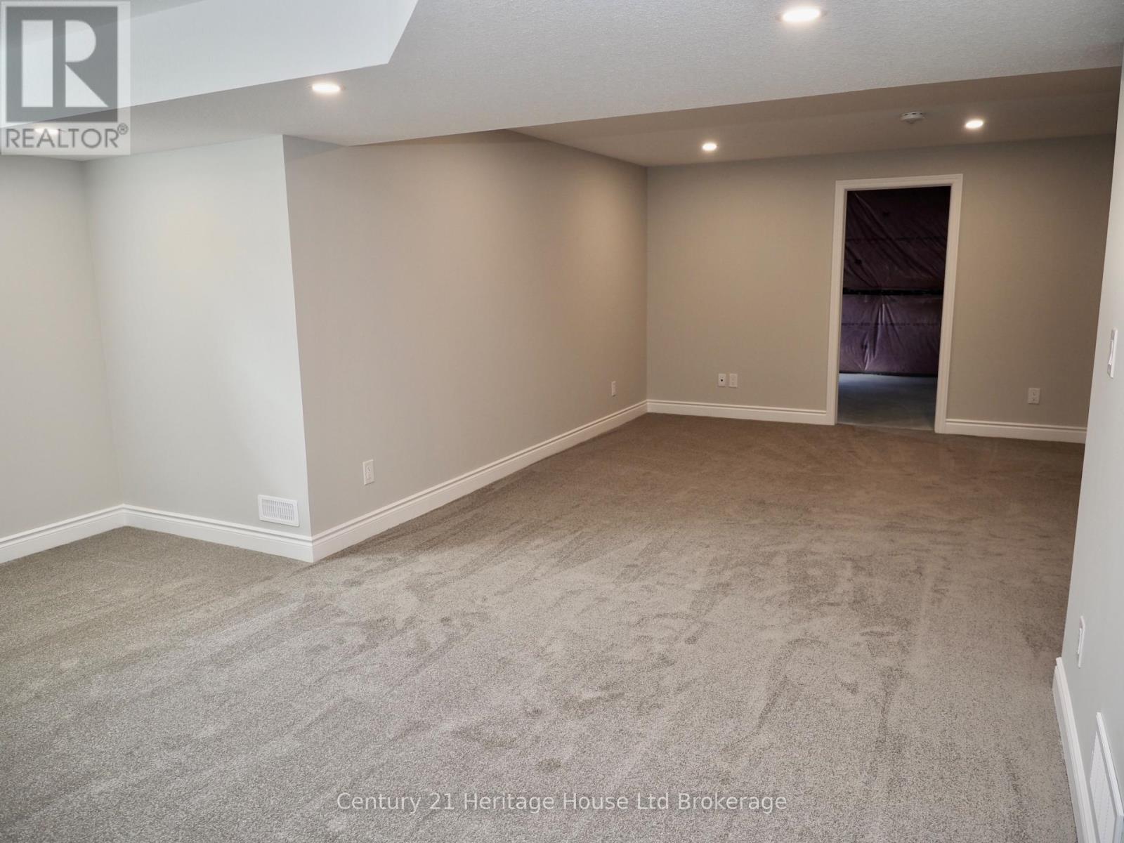 114 Beech Boulevard Property Photo 29