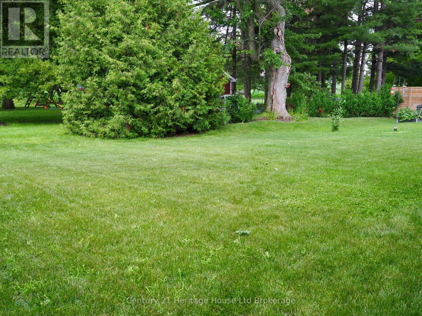 114 Beech Boulevard Property Photo 34