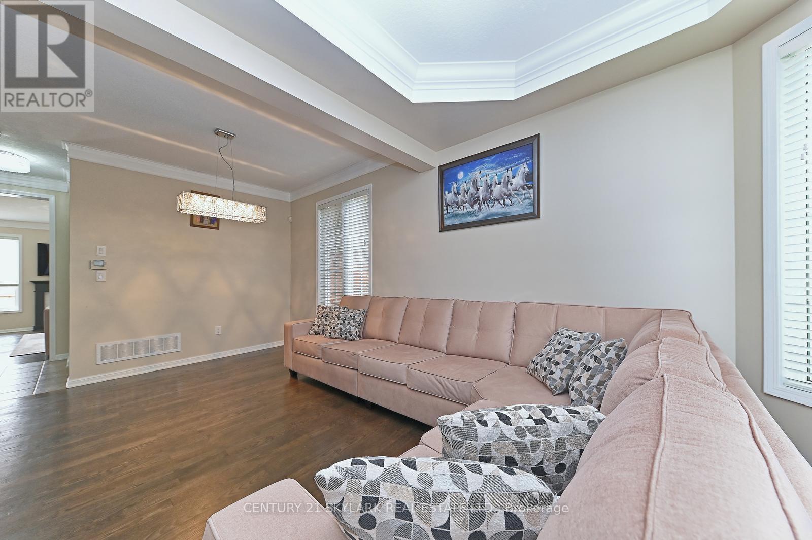 24 Dalton Drive Property Photo 4