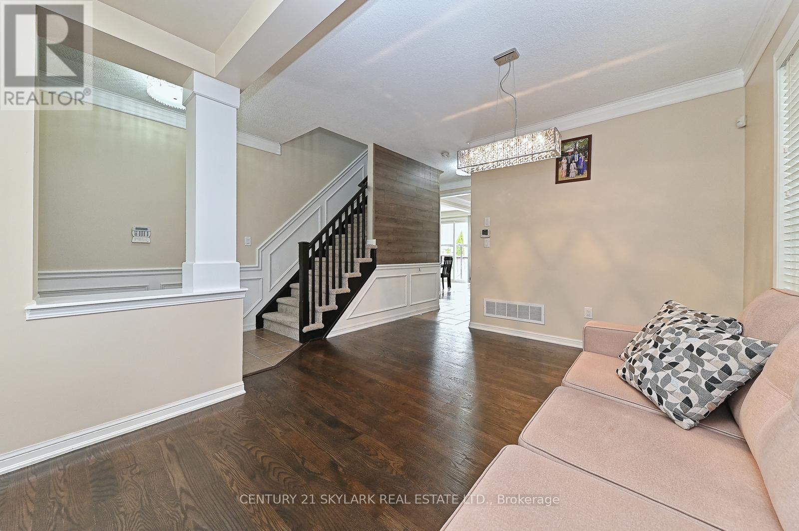 24 Dalton Drive Property Photo 5