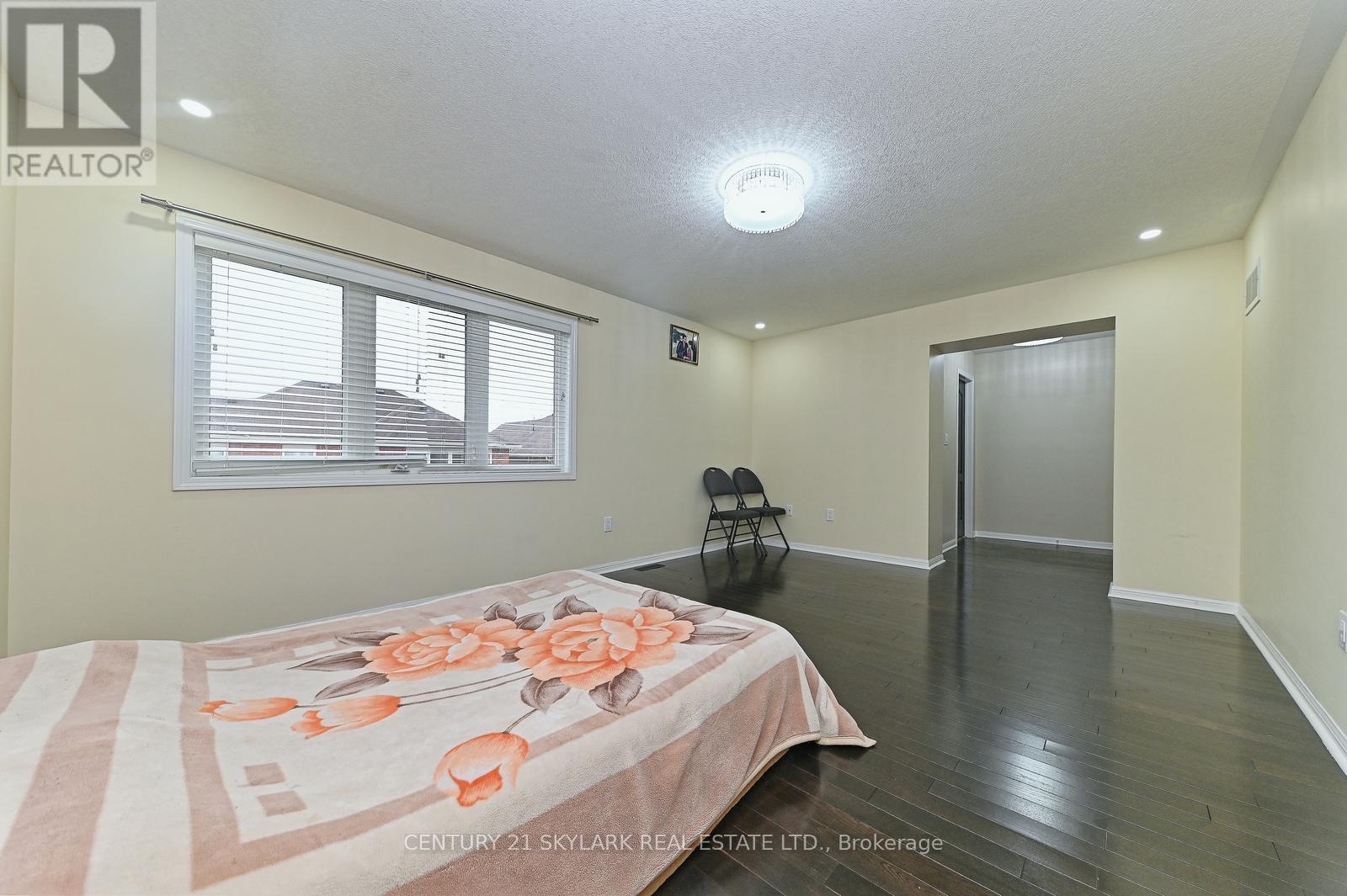 24 Dalton Drive Property Photo 23
