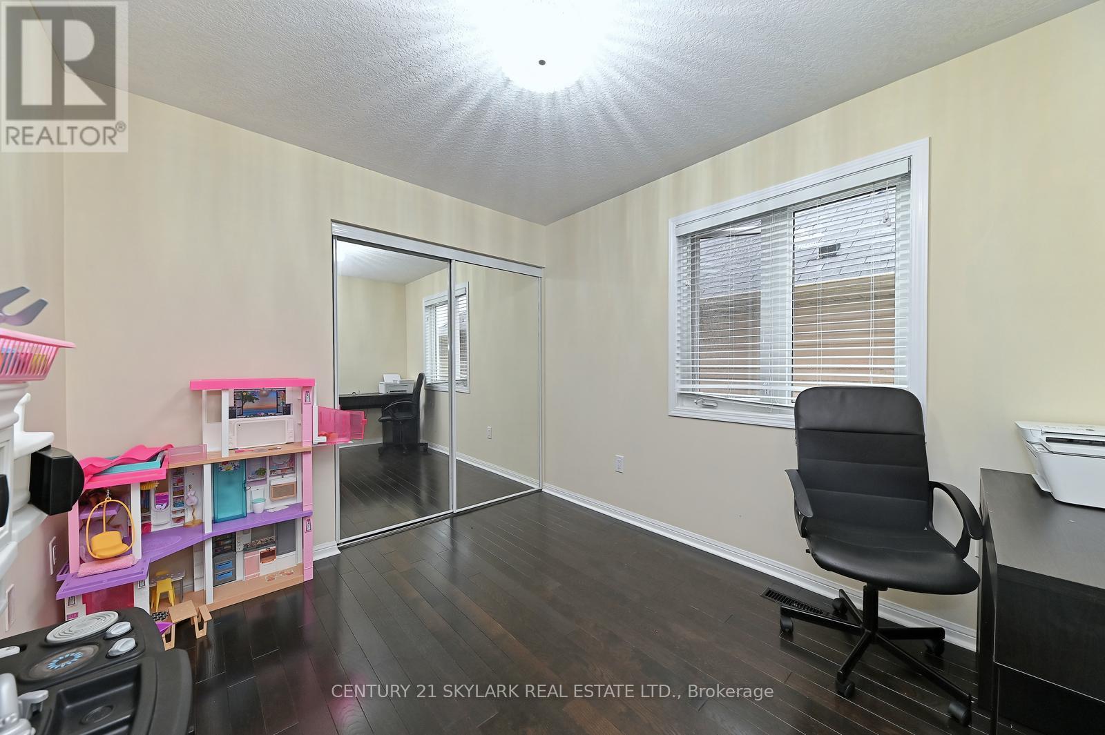 24 Dalton Drive Property Photo 27