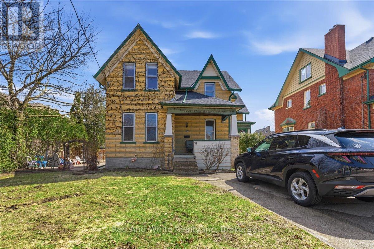 31 BINGEMAN STREET Property Photo 1