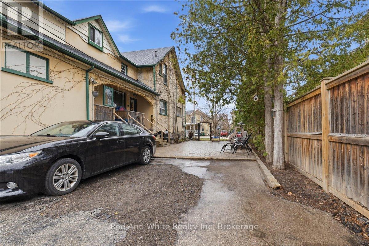31 Bingeman Street Property Photo 7