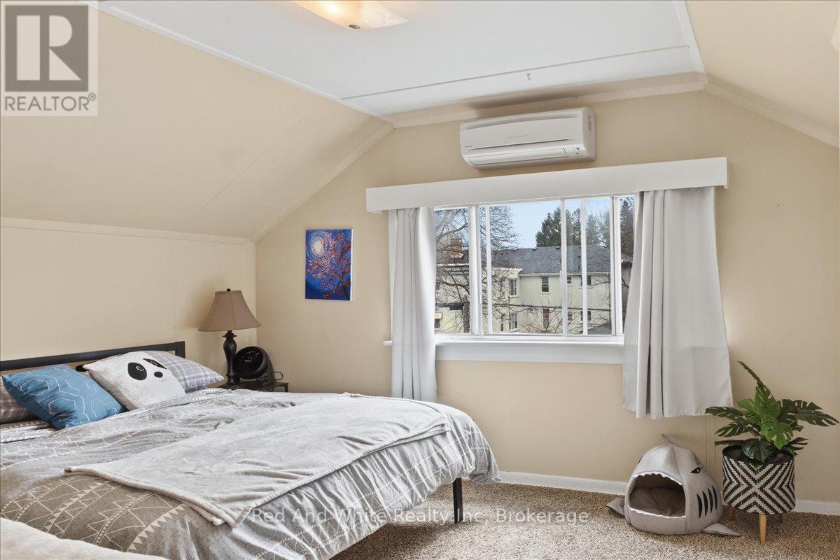 31 Bingeman Street Property Photo 11