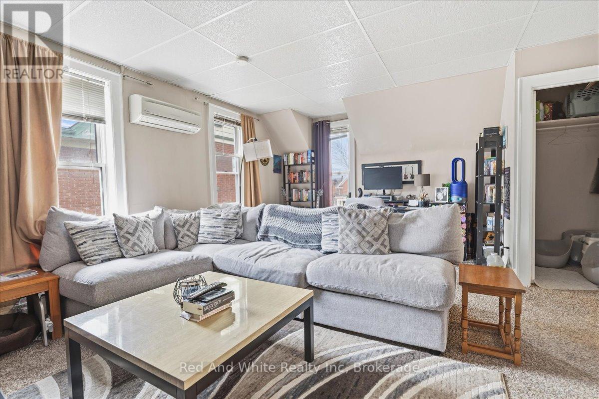 31 Bingeman Street Property Photo 14