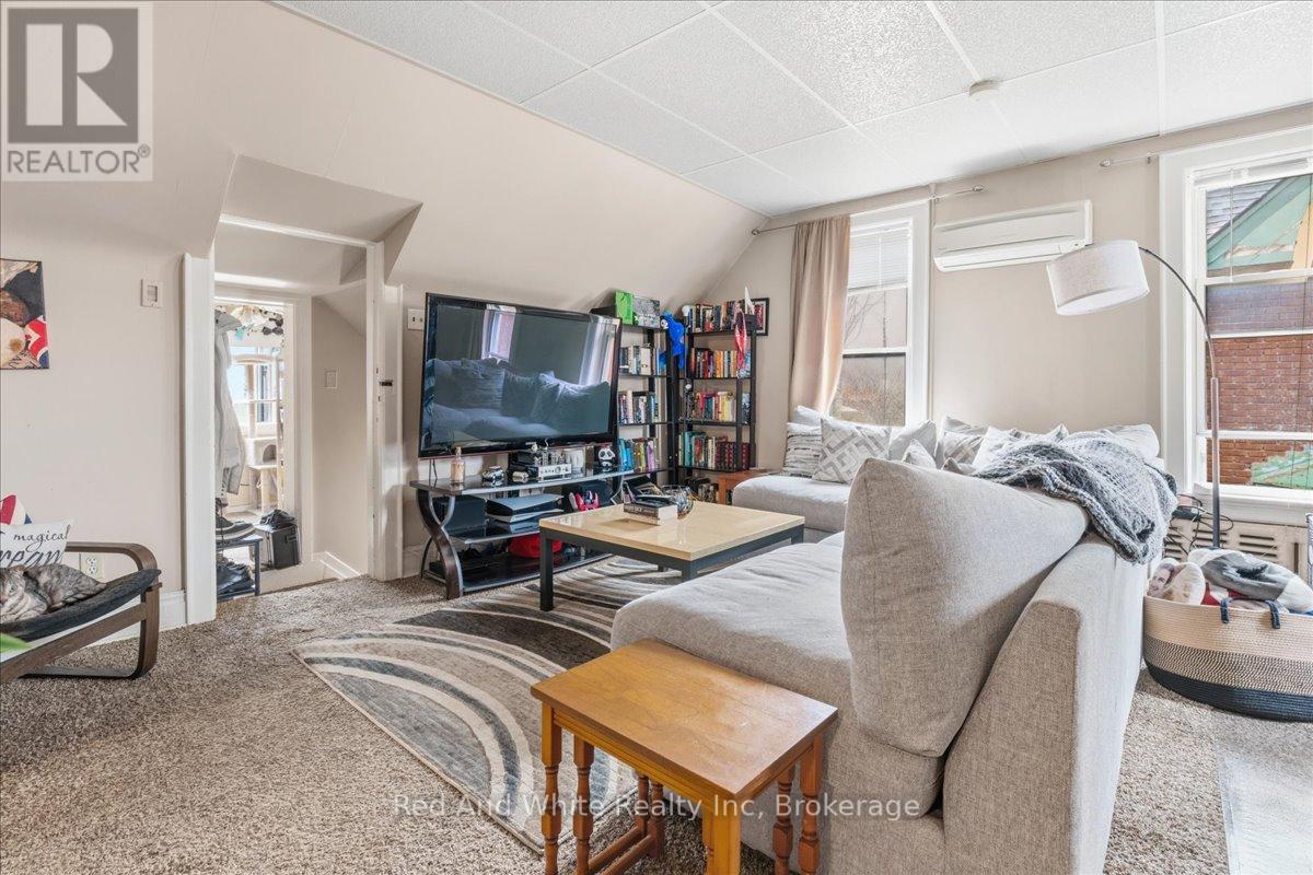 31 Bingeman Street Property Photo 15
