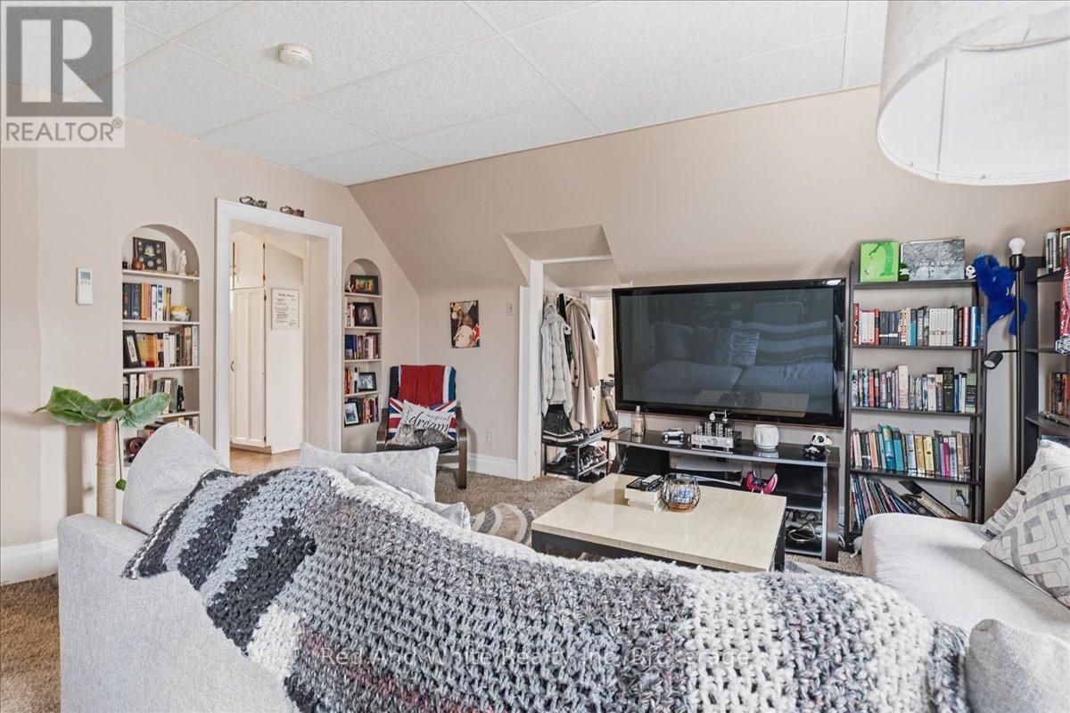 31 Bingeman Street Property Photo 16