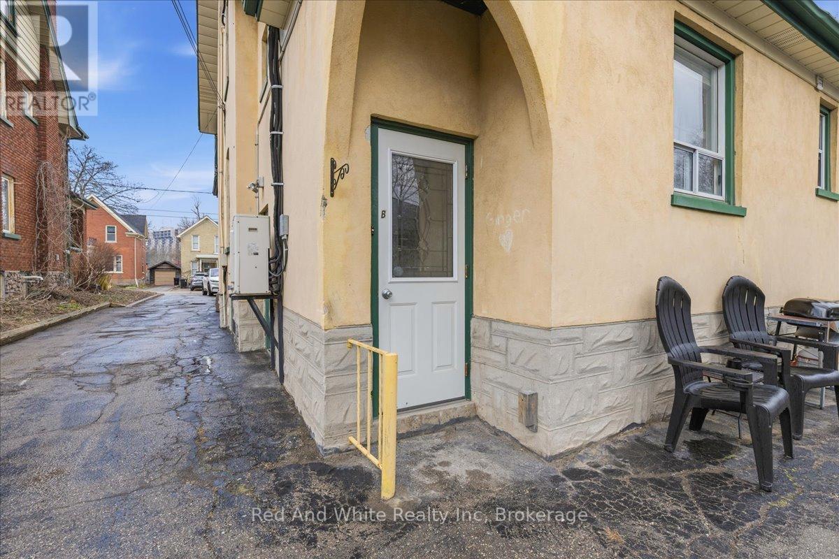 31 Bingeman Street Property Photo 18
