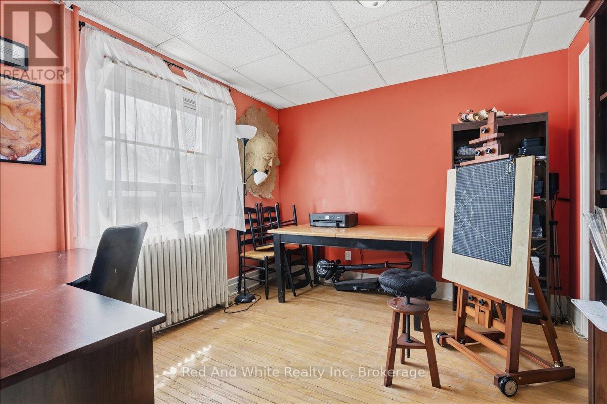 31 Bingeman Street Property Photo 22