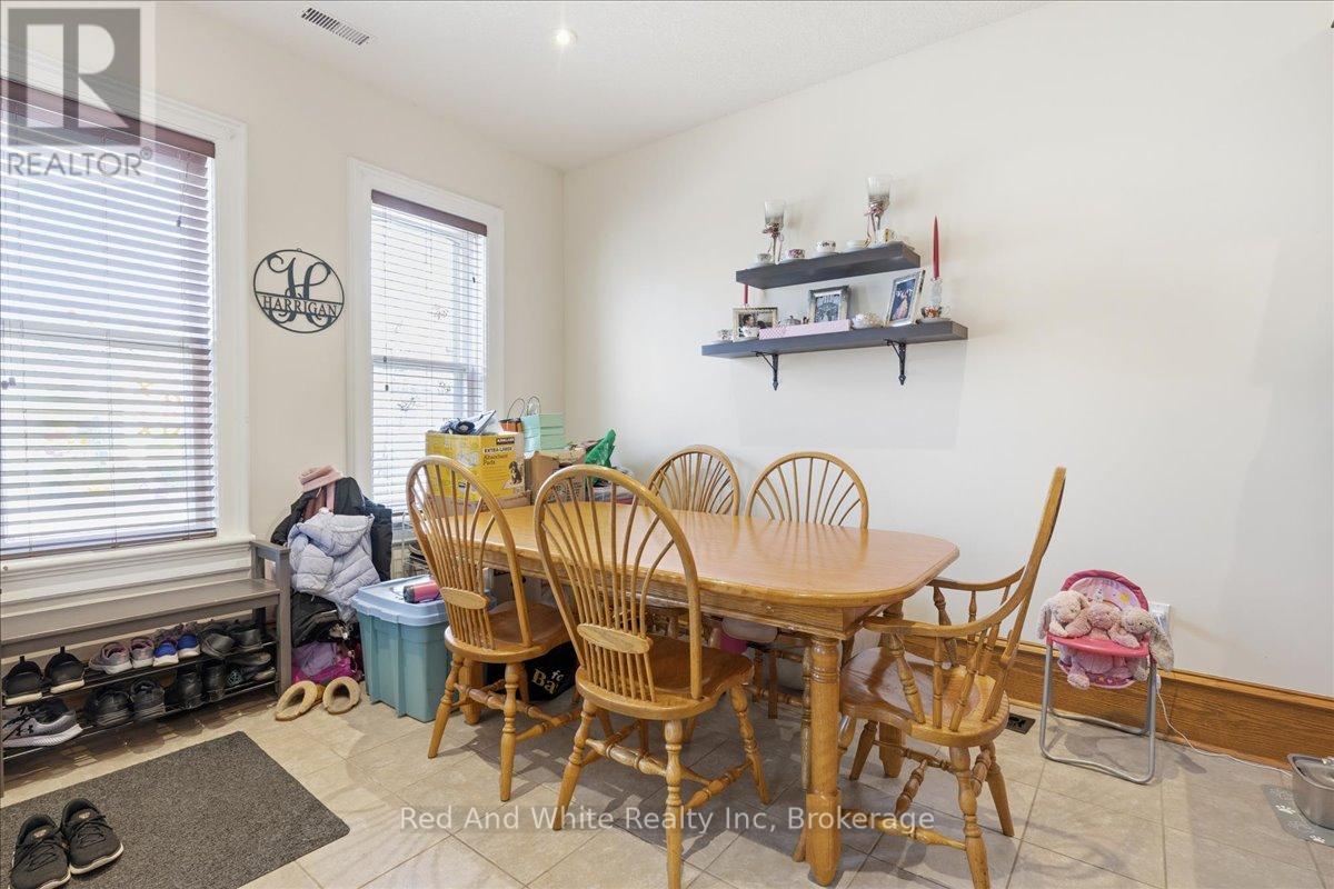 31 Bingeman Street Property Photo 32